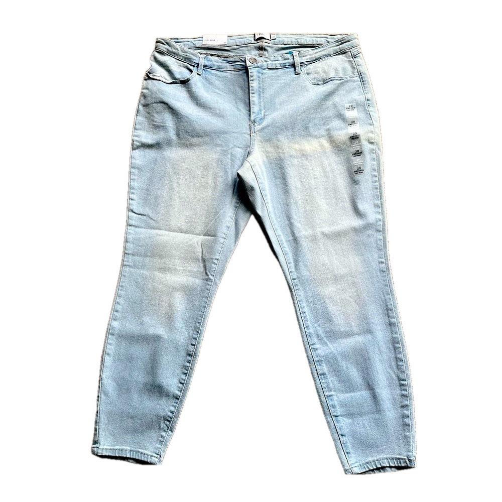 🇺🇸 Rue21 Mid-rise Ultimate Stretch Light Wash Ankle Jeans - Picture 1 of 10